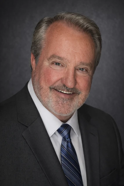 Gregg Busch